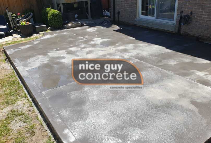 Sleek and Stylish Concrete Patio Space in Oakville