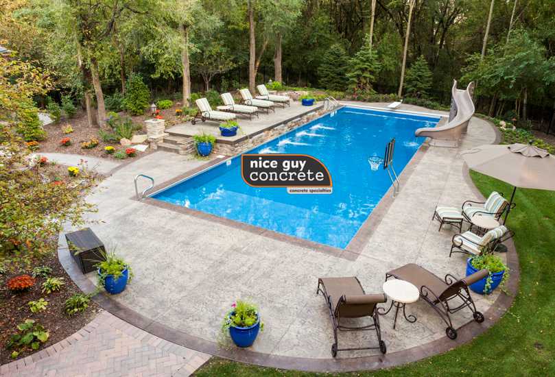 Modern concrete landscaping design